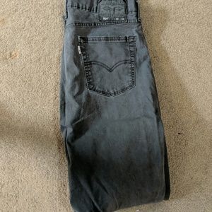 Levi's 514 jeans